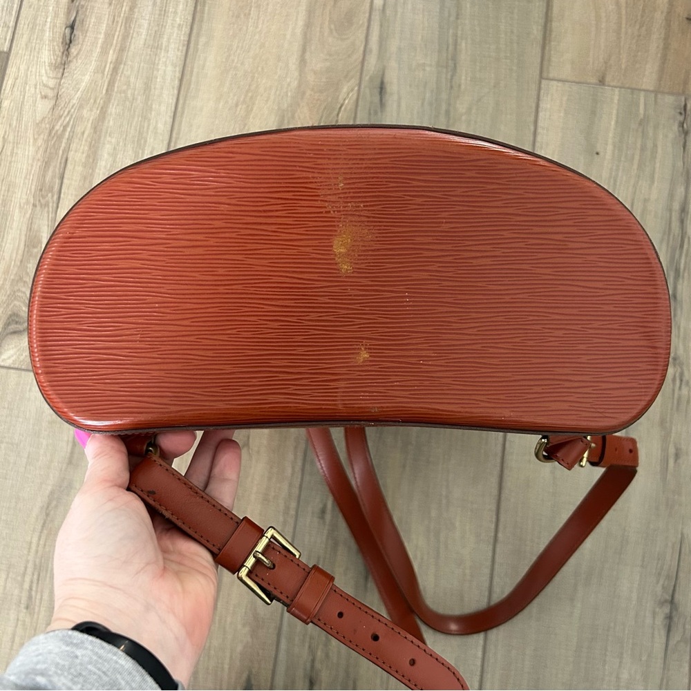 Vintage Louis Vuitton Gobelins Kenyan Fawn Brown Epi Leather GM Backpack - Picture 13 of 15